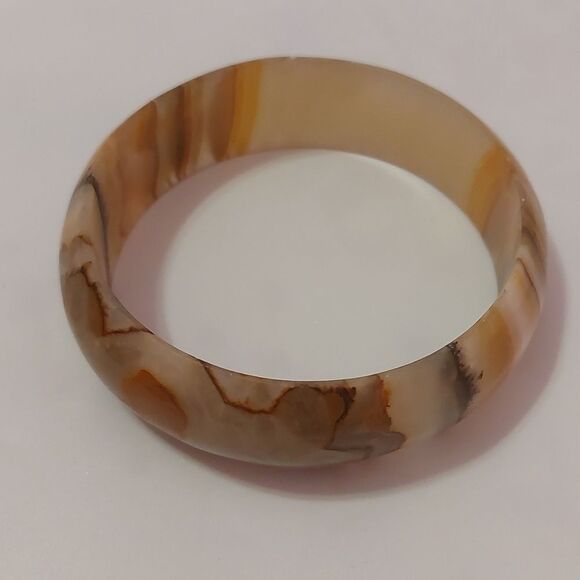 Natural Banded Agate Stone Chunky Bangle Bracelet - Picture 2 of 8